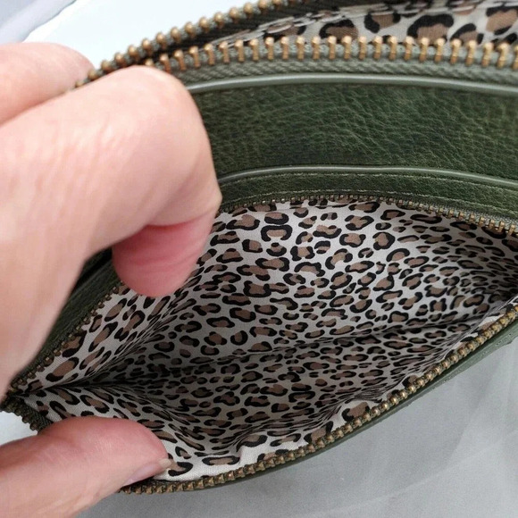 Chicos Purse Green Faux Leather Odette Crossbody Bag Studded Utilitarian Boho - Picture 10 of 16